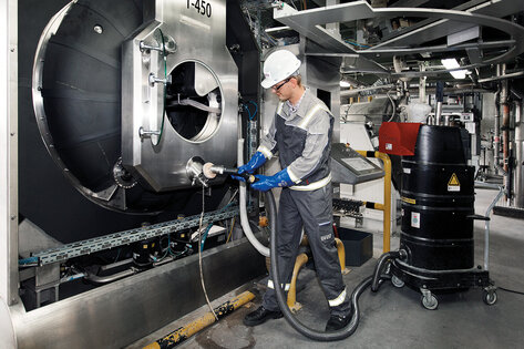 Ruwac aspiratorul industrial cu acționare trifazată DS1400 pentru zona Gaz Ex la Chemiepark Evonik din Marl